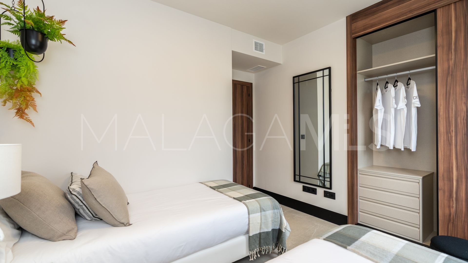 Se vende apartamento in La Cerquilla with 3 bedrooms