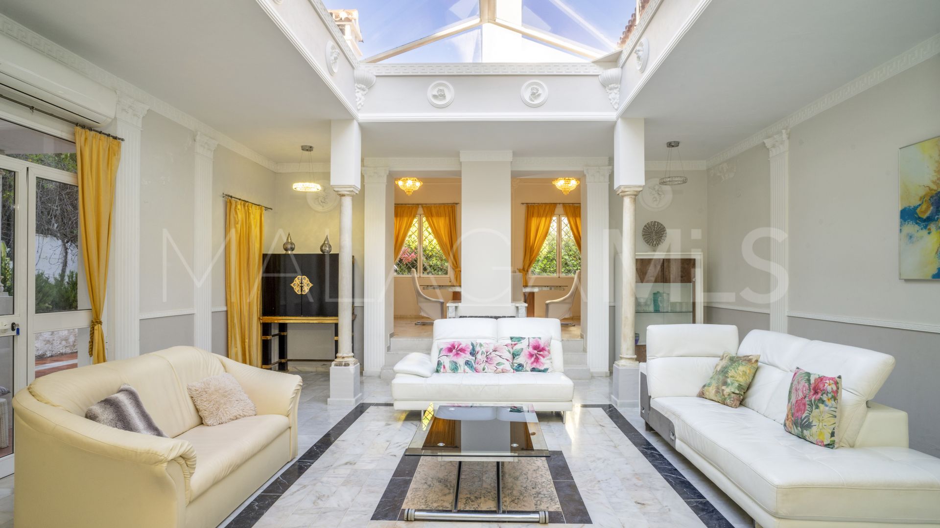 Villa for sale in Marbella Ost