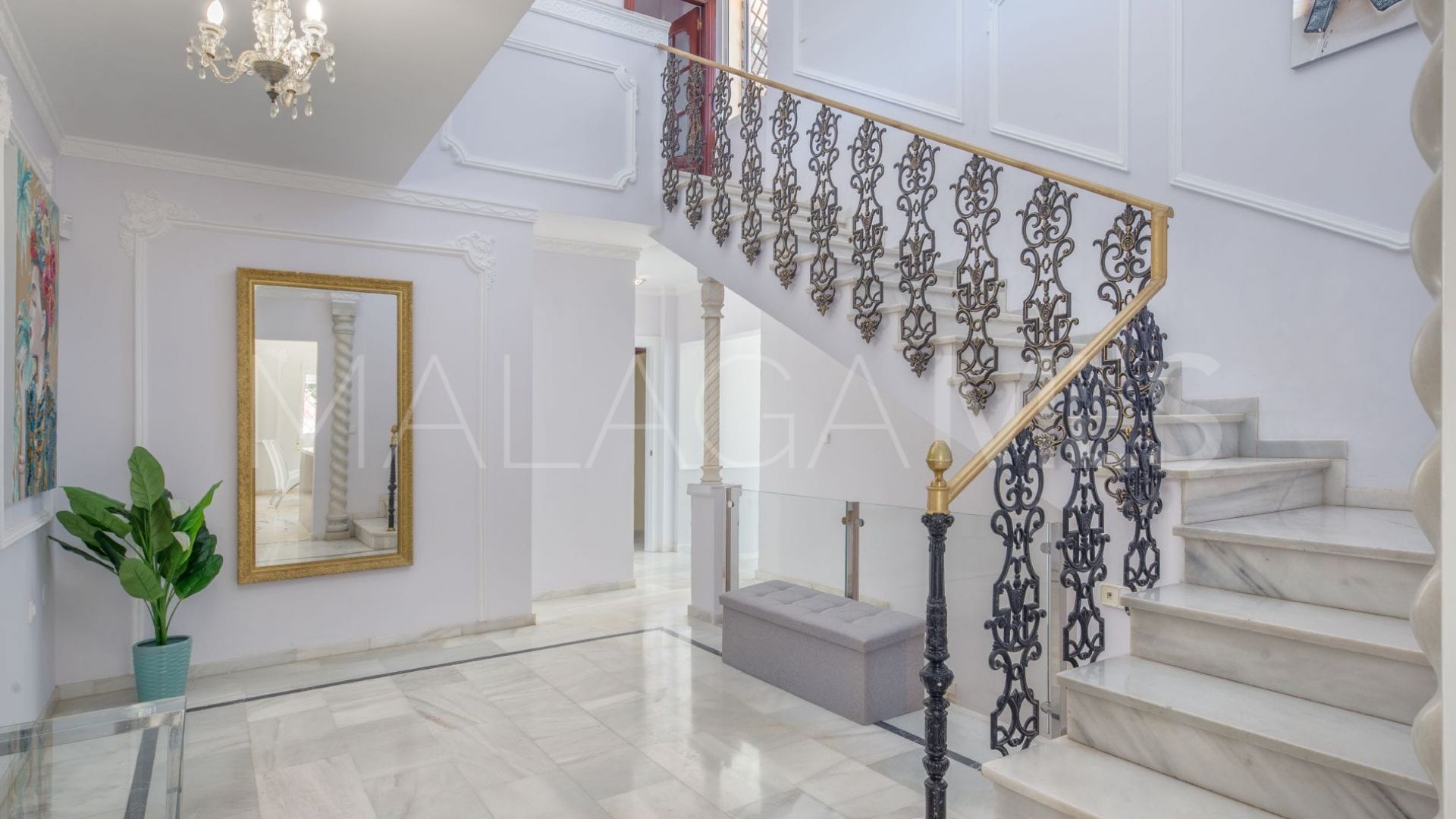 Villa for sale in Marbella Ost