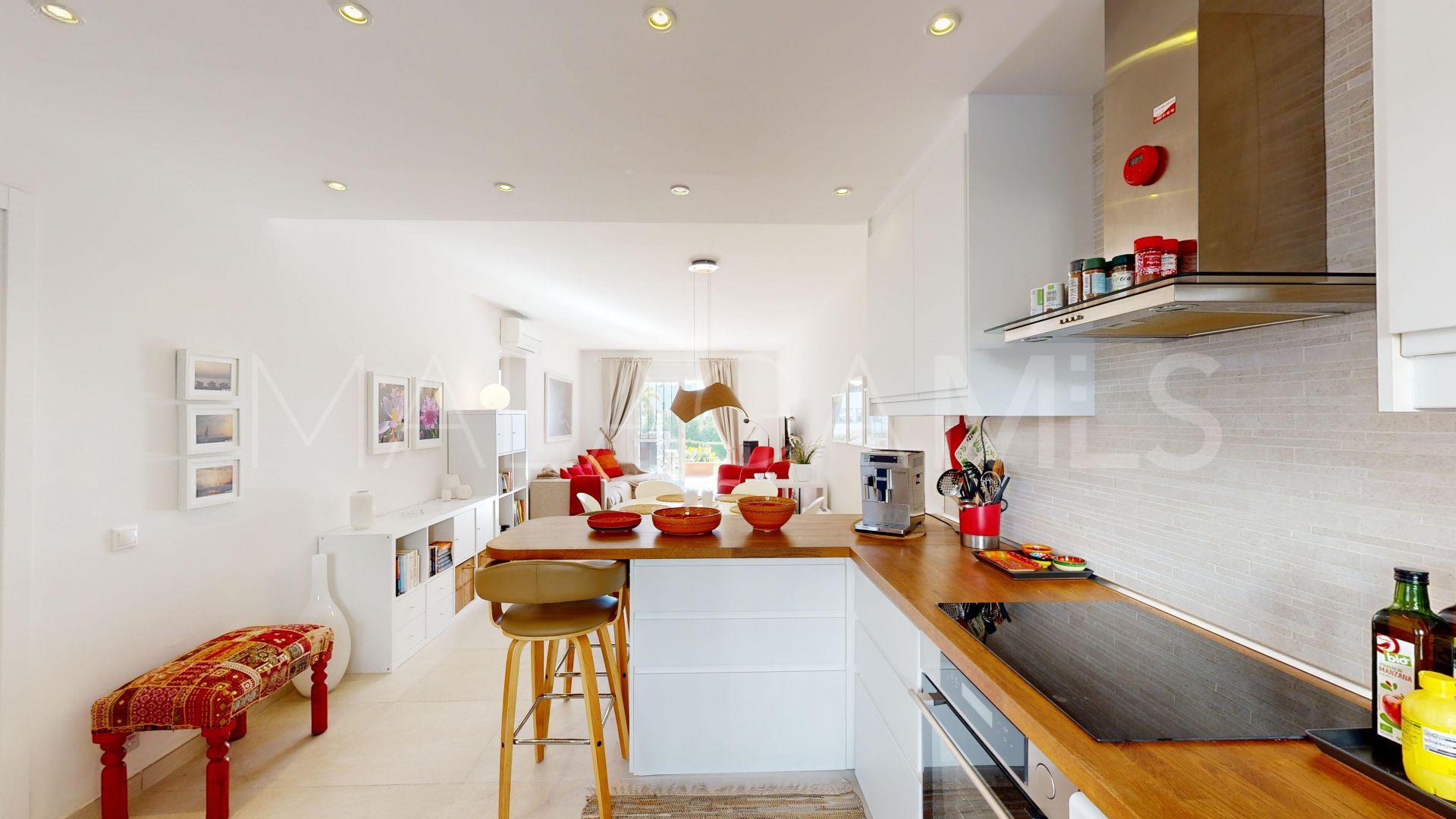 Appartement rez de chaussée for sale in Nueva Andalucia