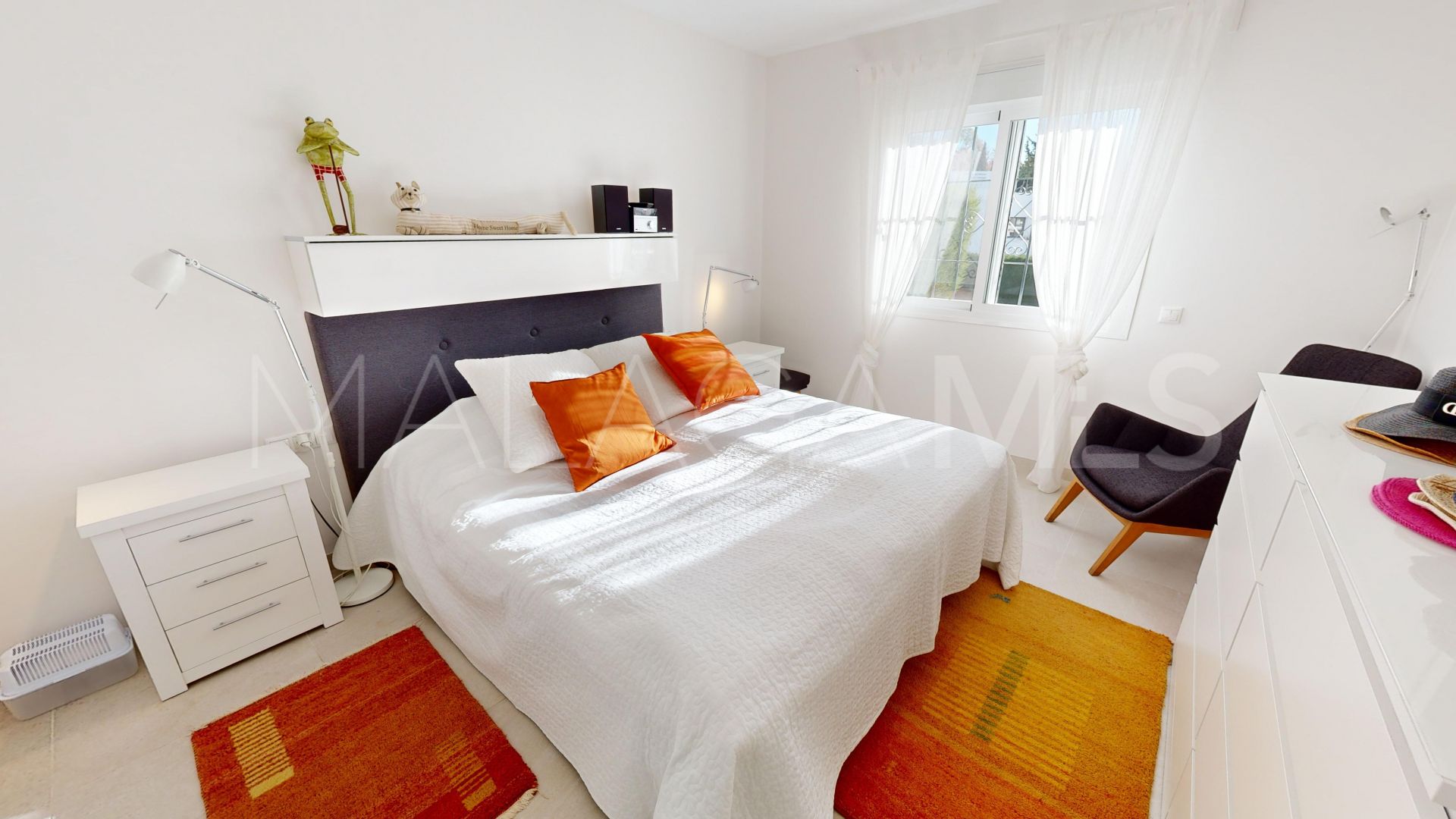 Appartement rez de chaussée for sale in Nueva Andalucia