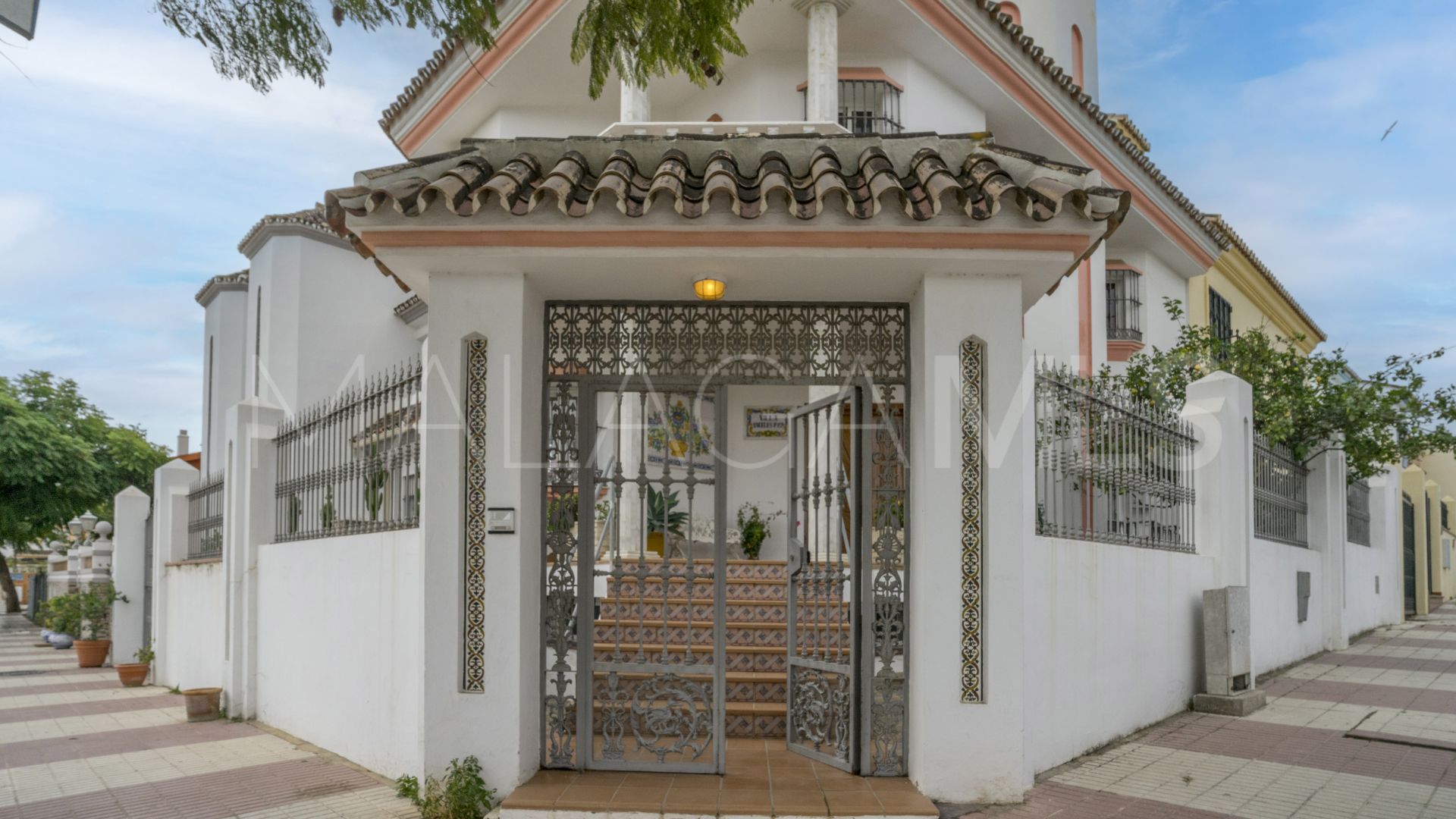 Parhus for sale in San Pedro de Alcantara