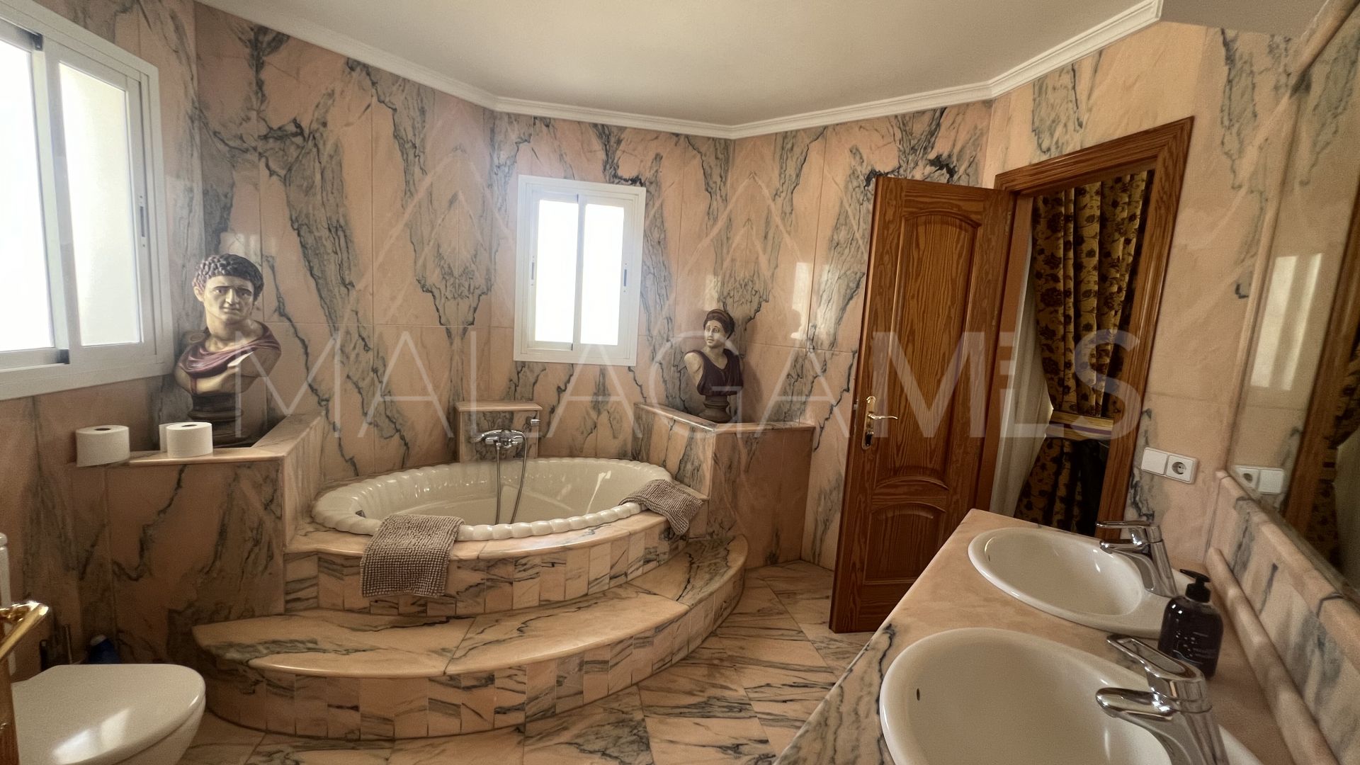 Maison jumelée for sale in San Pedro de Alcantara
