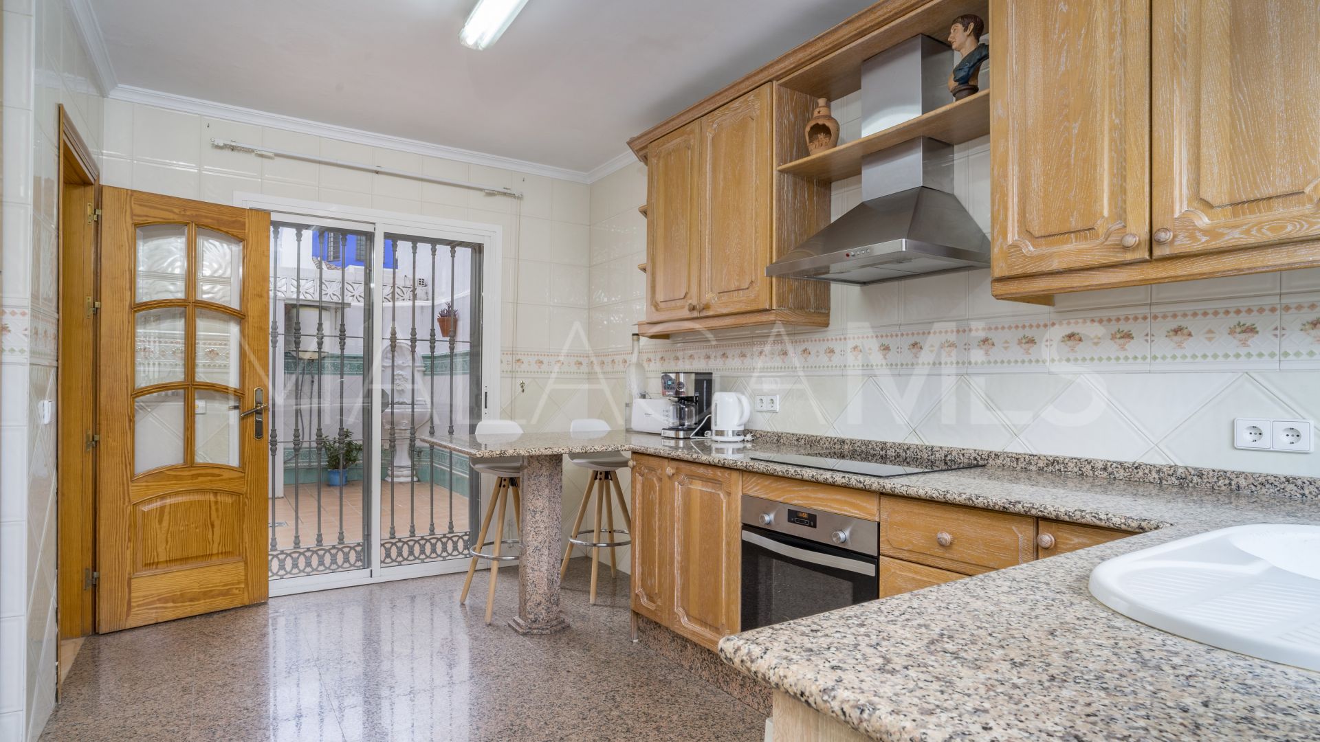 Parhus for sale in San Pedro de Alcantara