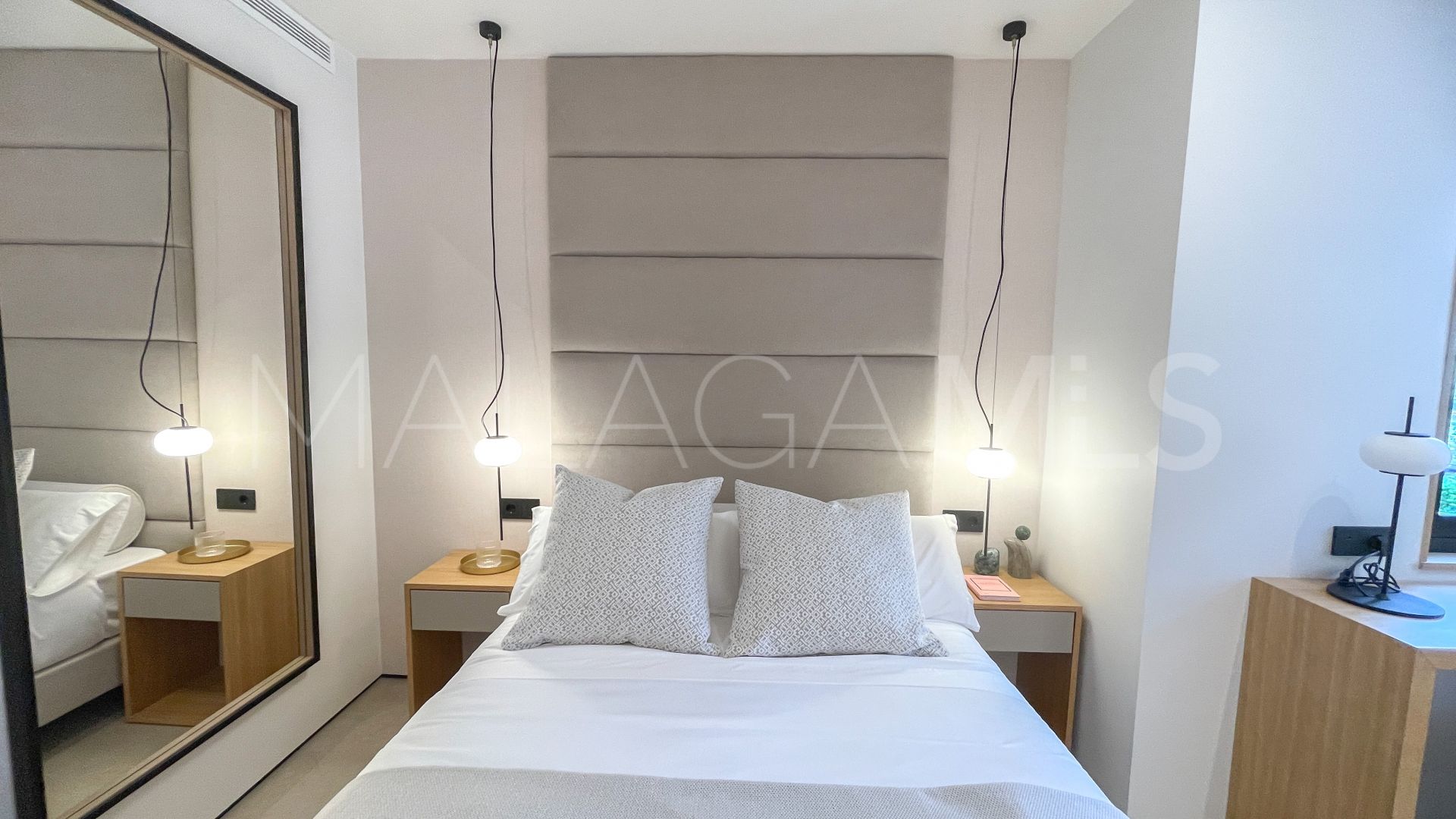 Wohnung for sale in Marbella - Puerto Banus