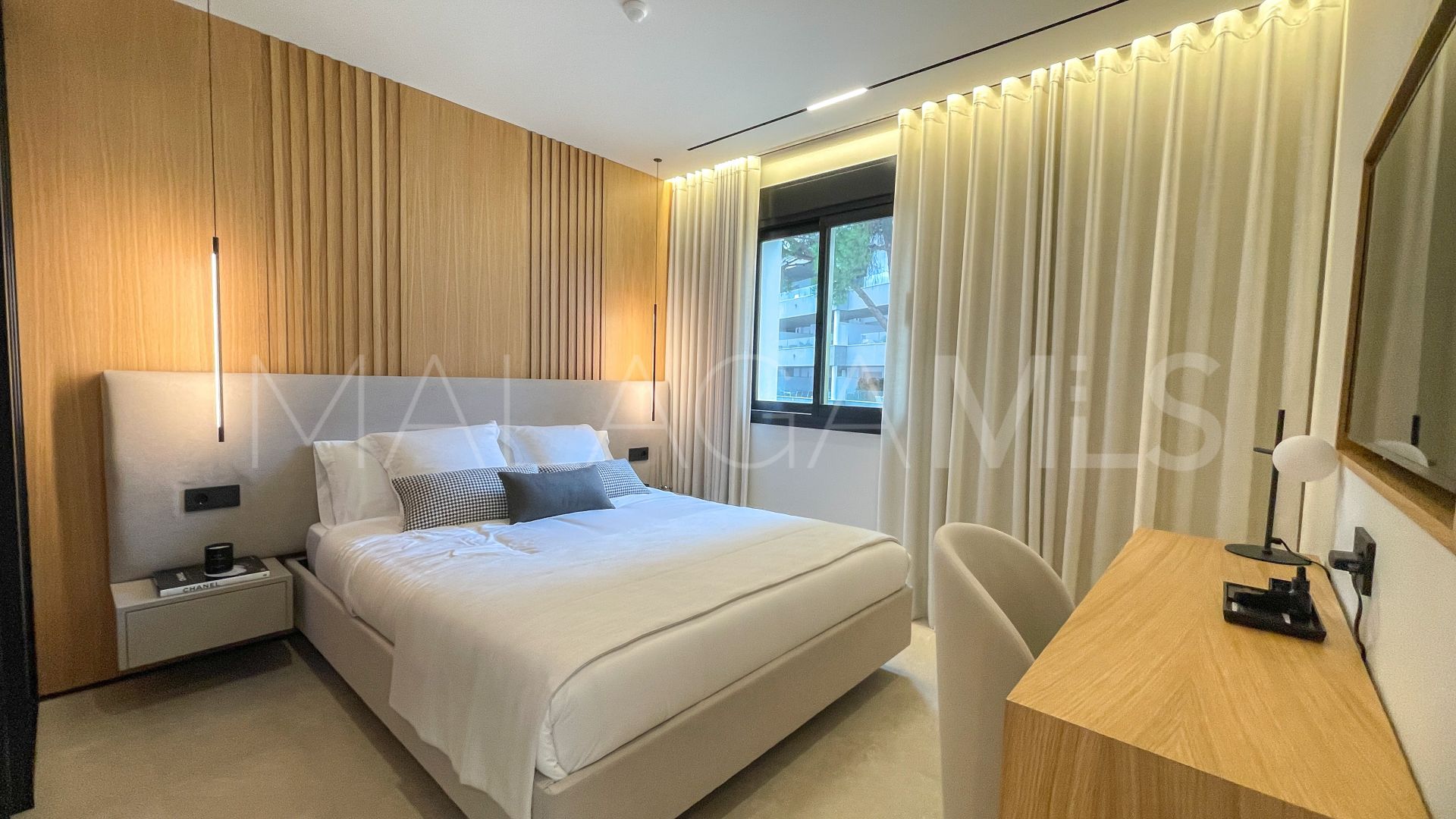 Wohnung for sale in Marbella - Puerto Banus