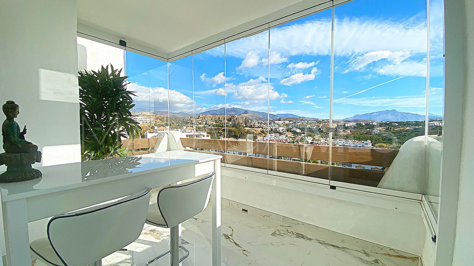 Appartement terrasse for sale in Estepona Est