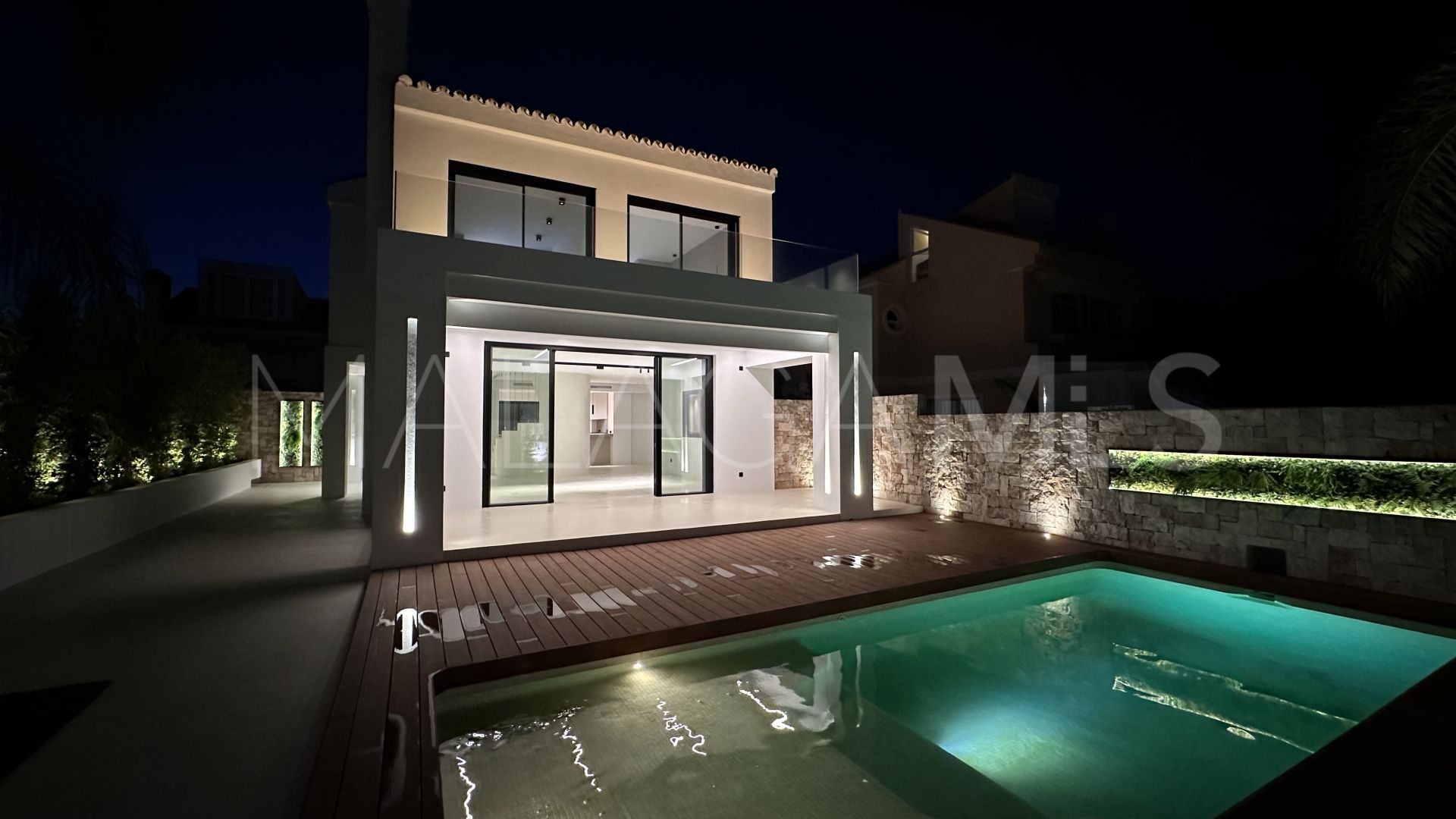 Estepona Este, villa for sale