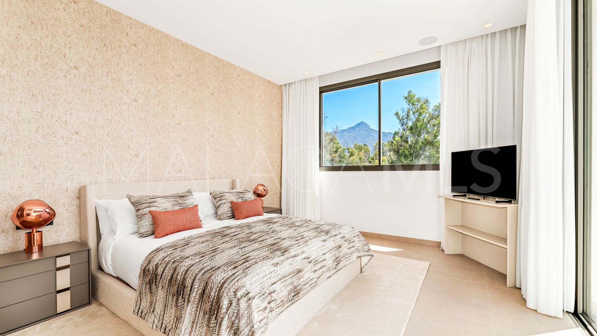 La Cerquilla 4 bedrooms villa for sale