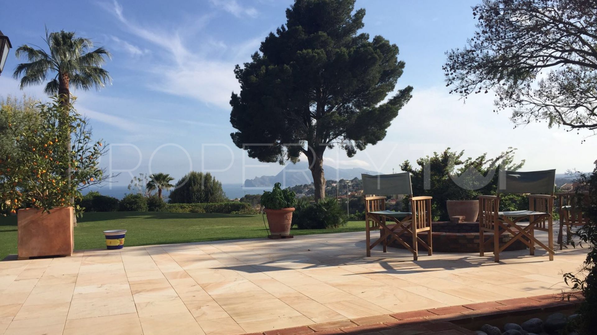 Comprar villa en Altea