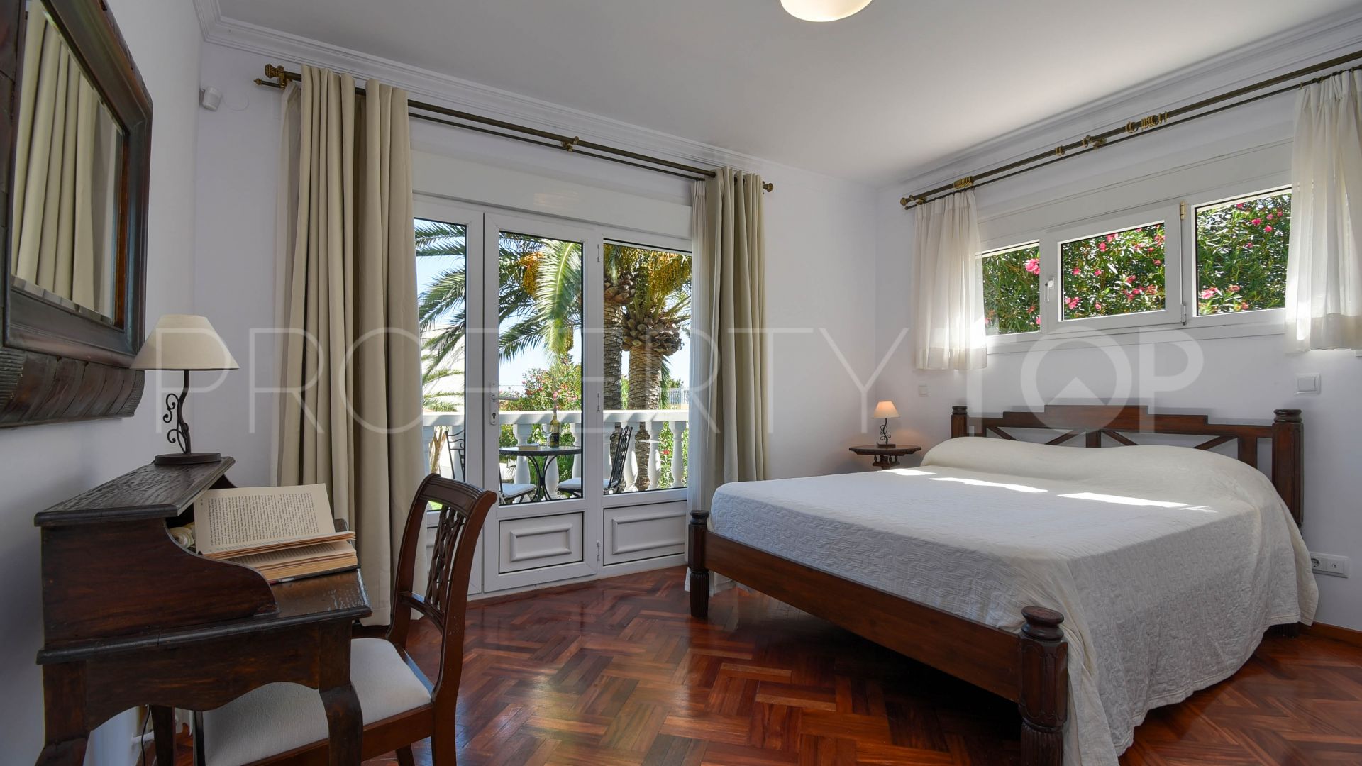 Montgo 5 bedrooms villa for sale