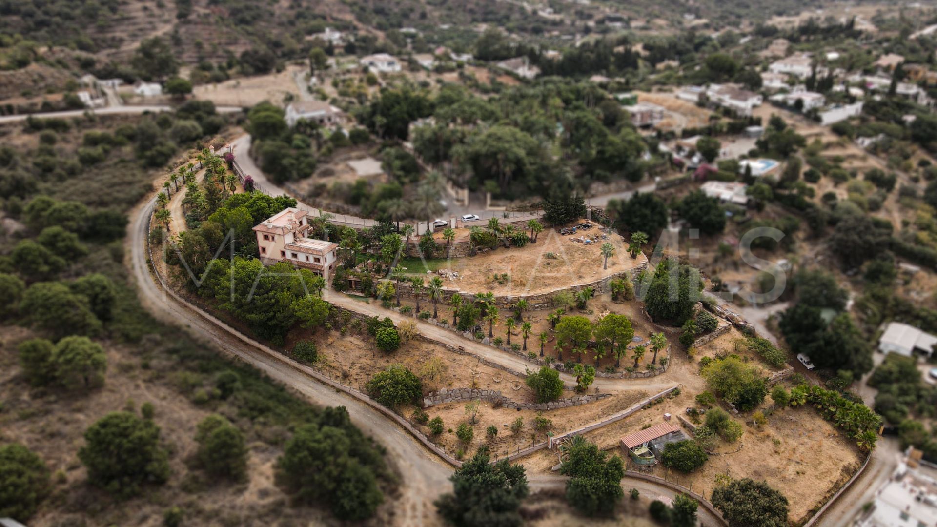 Finca for sale in El Padron