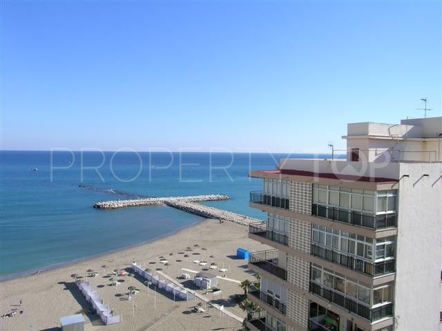 For sale Fuengirola penthouse with 4 bedrooms