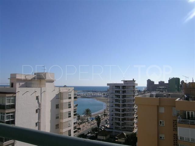 For sale Fuengirola penthouse with 4 bedrooms