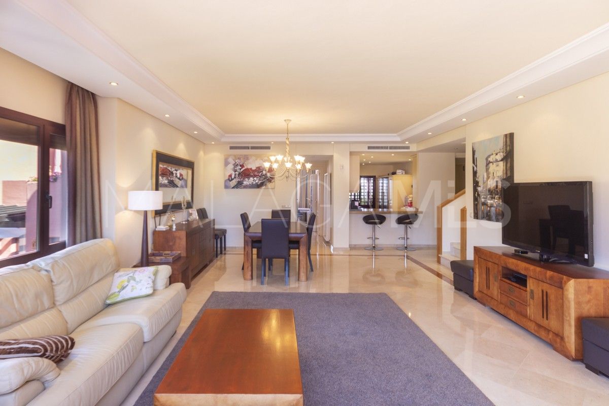 Takvåning for sale in Menara Beach