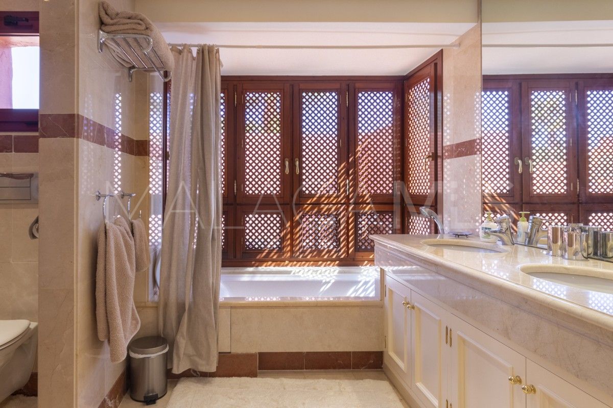 Takvåning for sale in Menara Beach