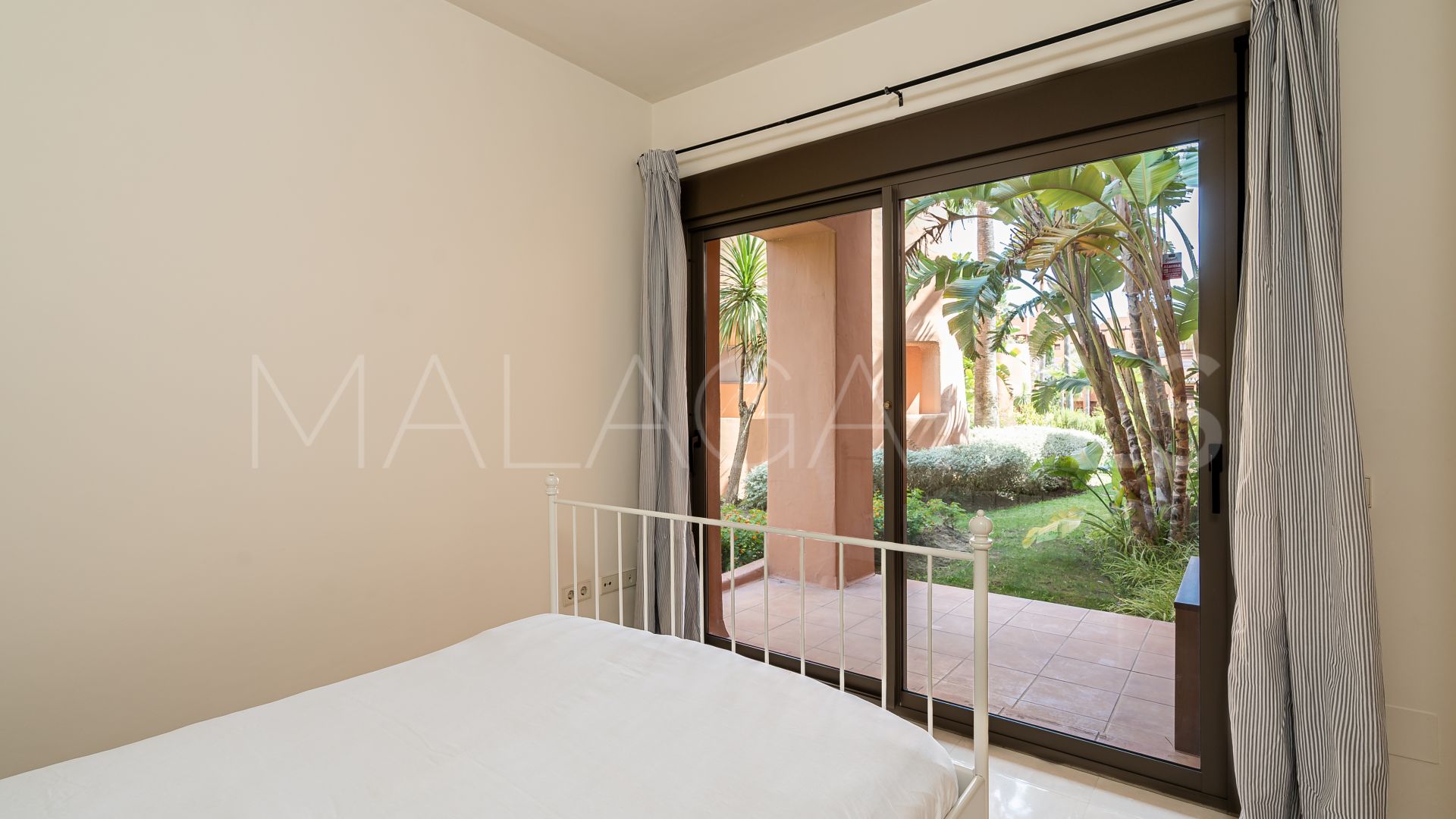 For sale ground floor apartment in Sotoserena