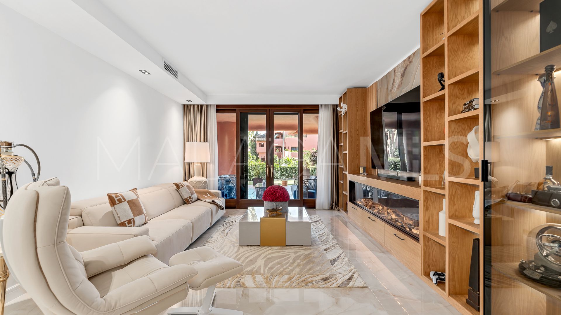 Apartamento planta baja for sale with 3 bedrooms in Torre Bermeja