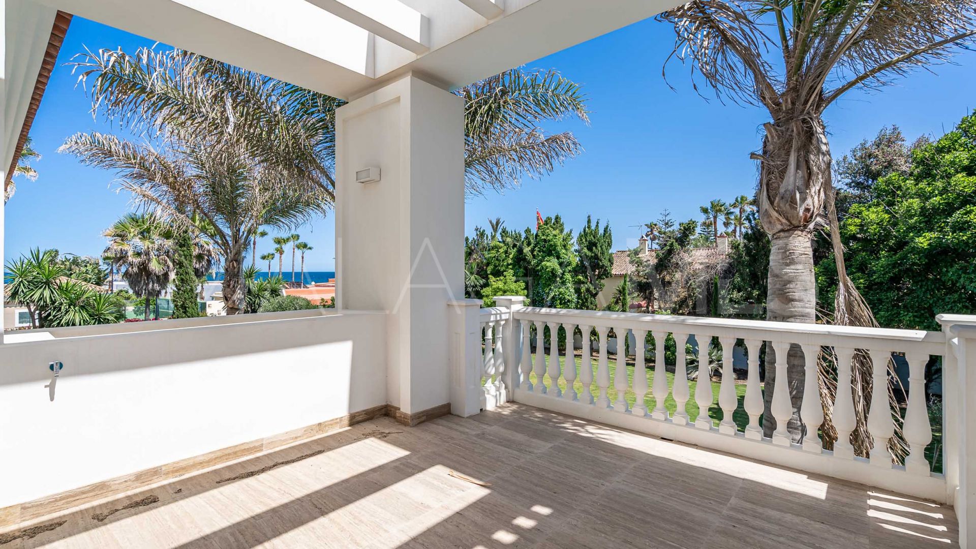 Villa for sale in Casasola