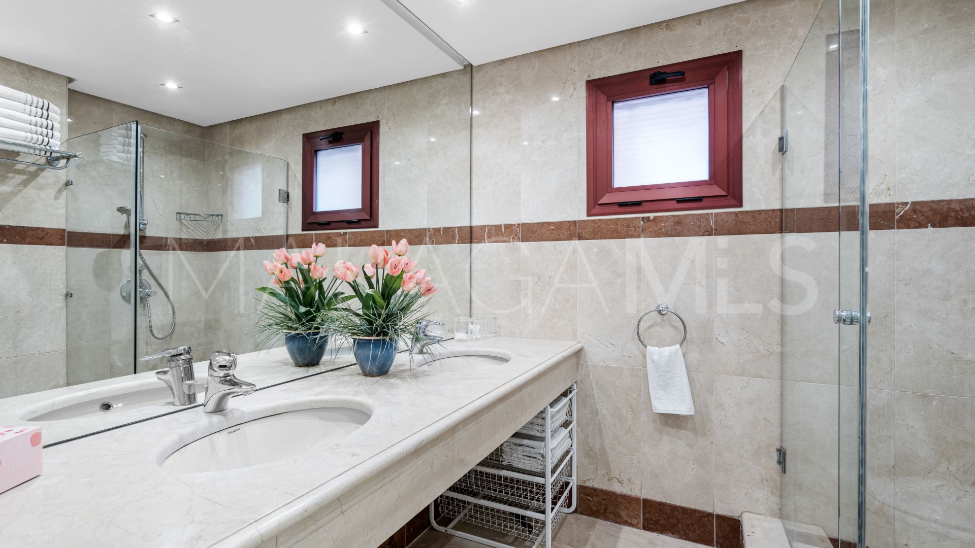 Appartement rez de chaussée for sale in Menara Beach