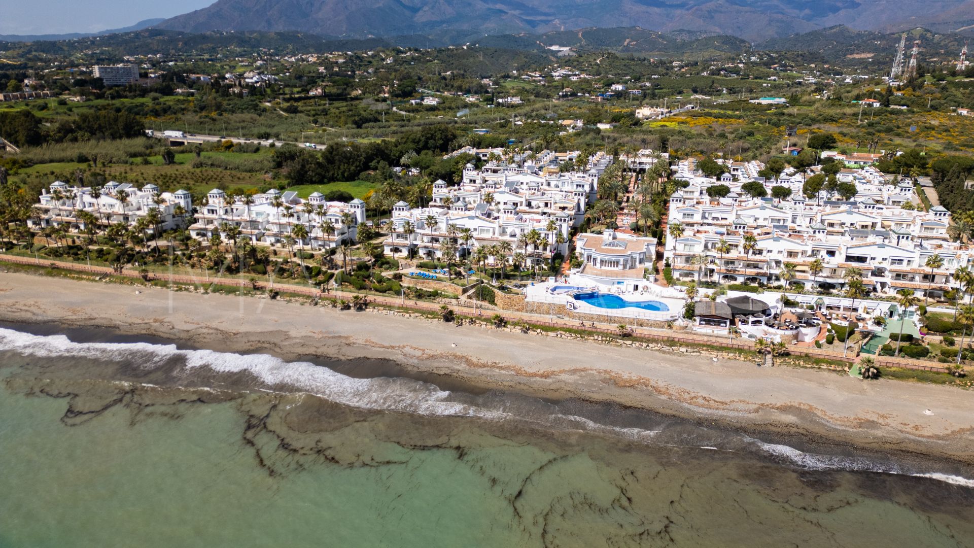 Penthouse with 3 bedrooms for sale in Dominion Beach