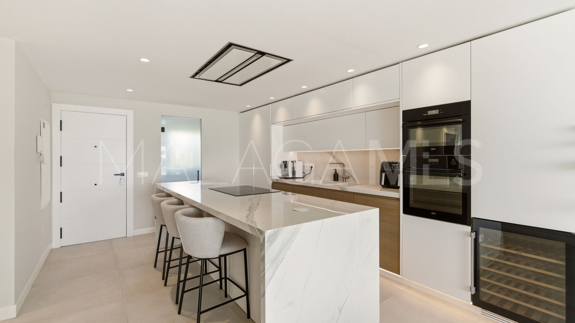 Penthouse with 3 bedrooms for sale in Dominion Beach