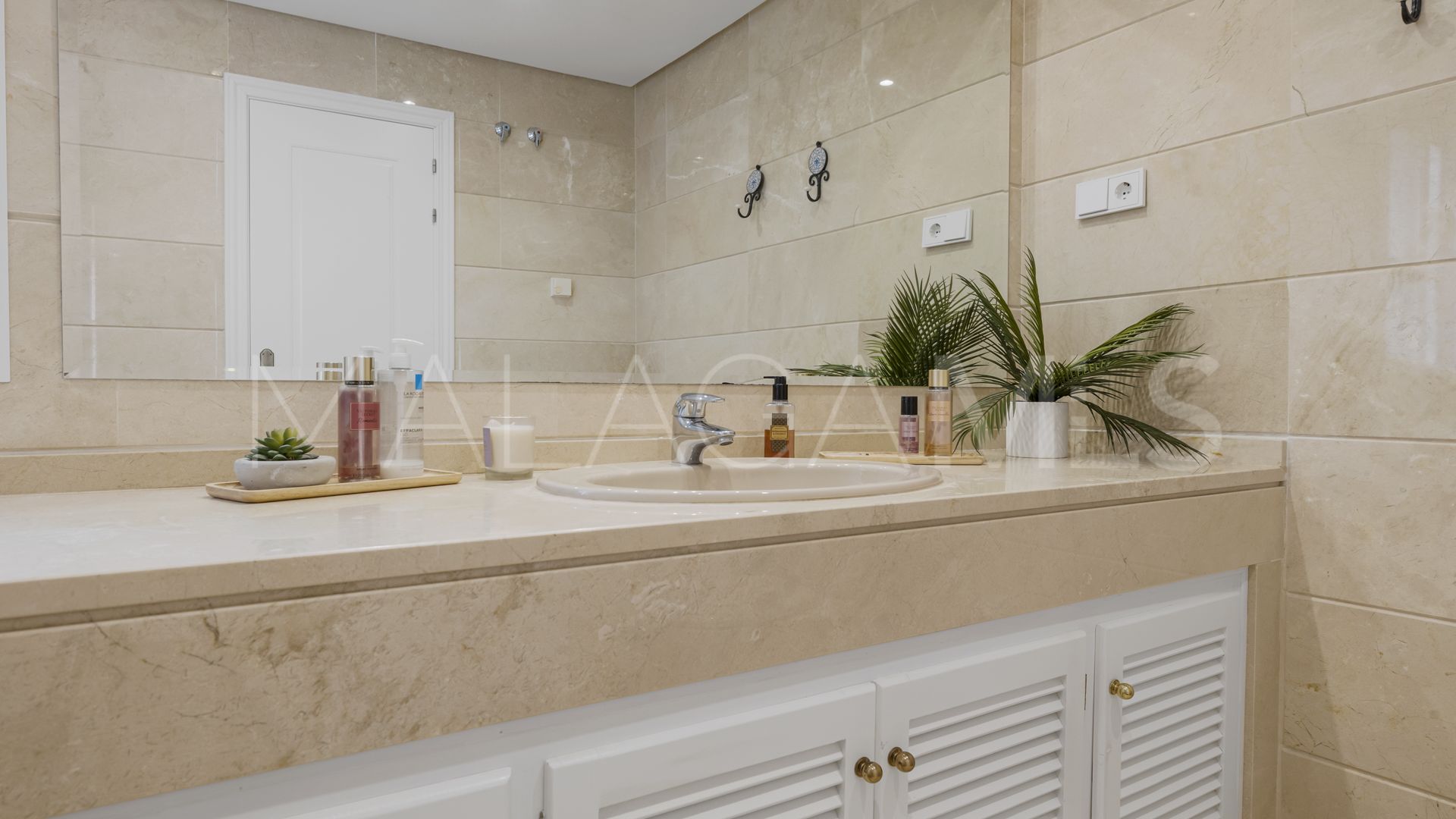 Duplex penthouse for sale in Park Beach