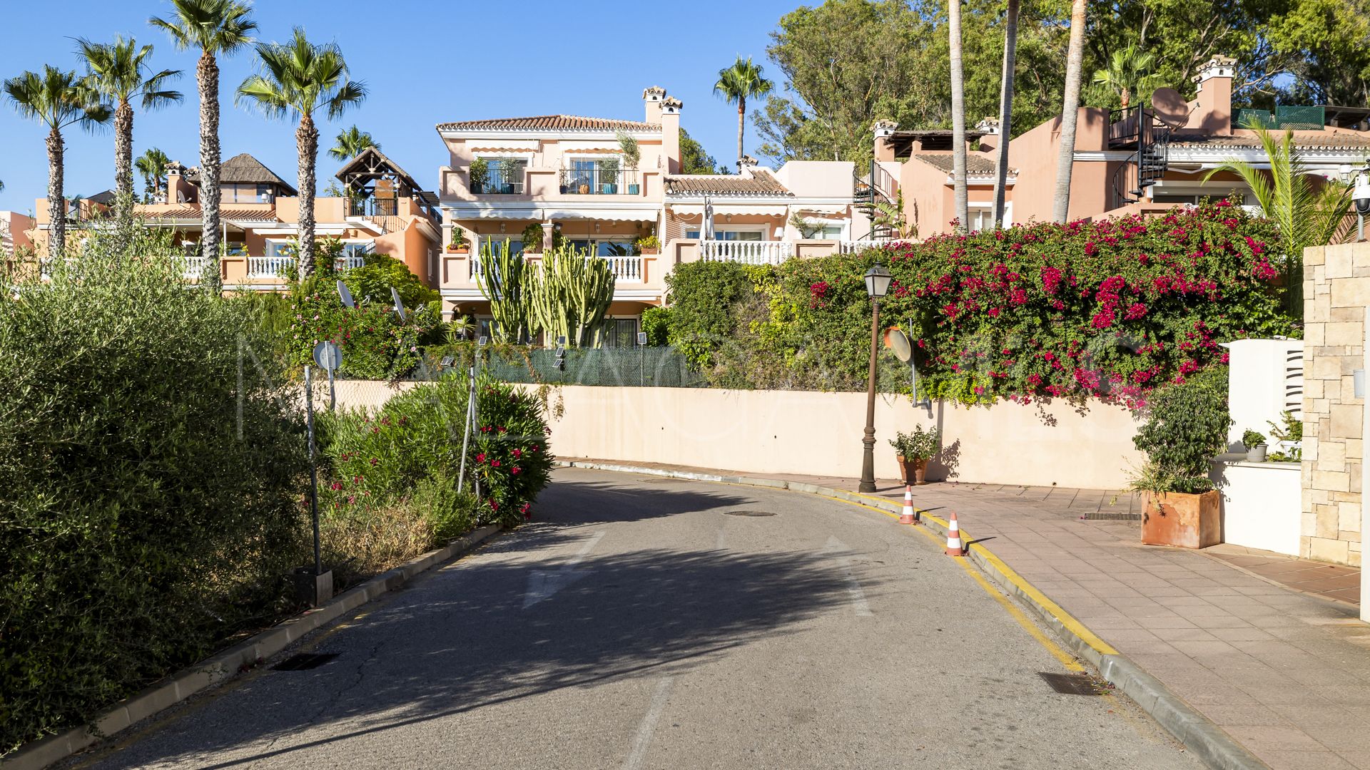 Duplex penthouse for sale in Park Beach