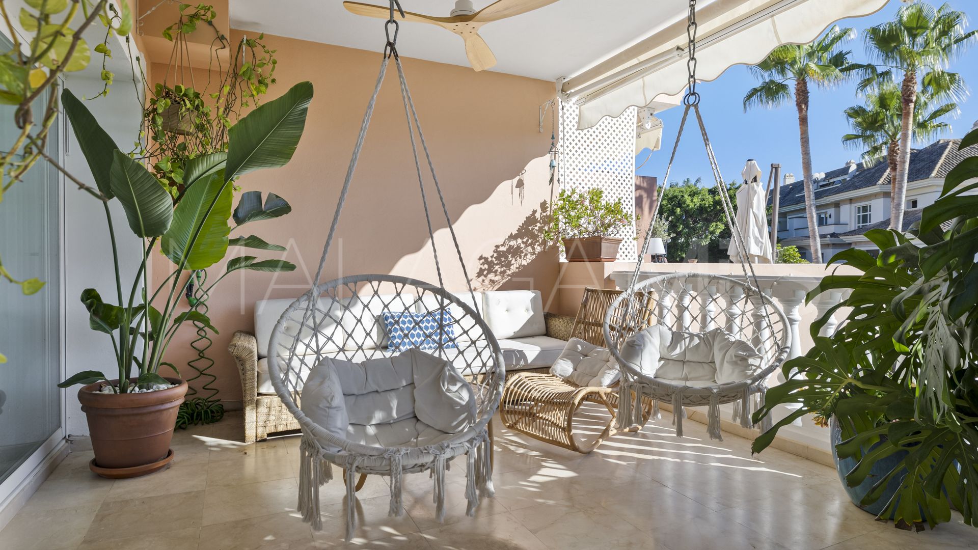 Duplex penthouse for sale in Park Beach