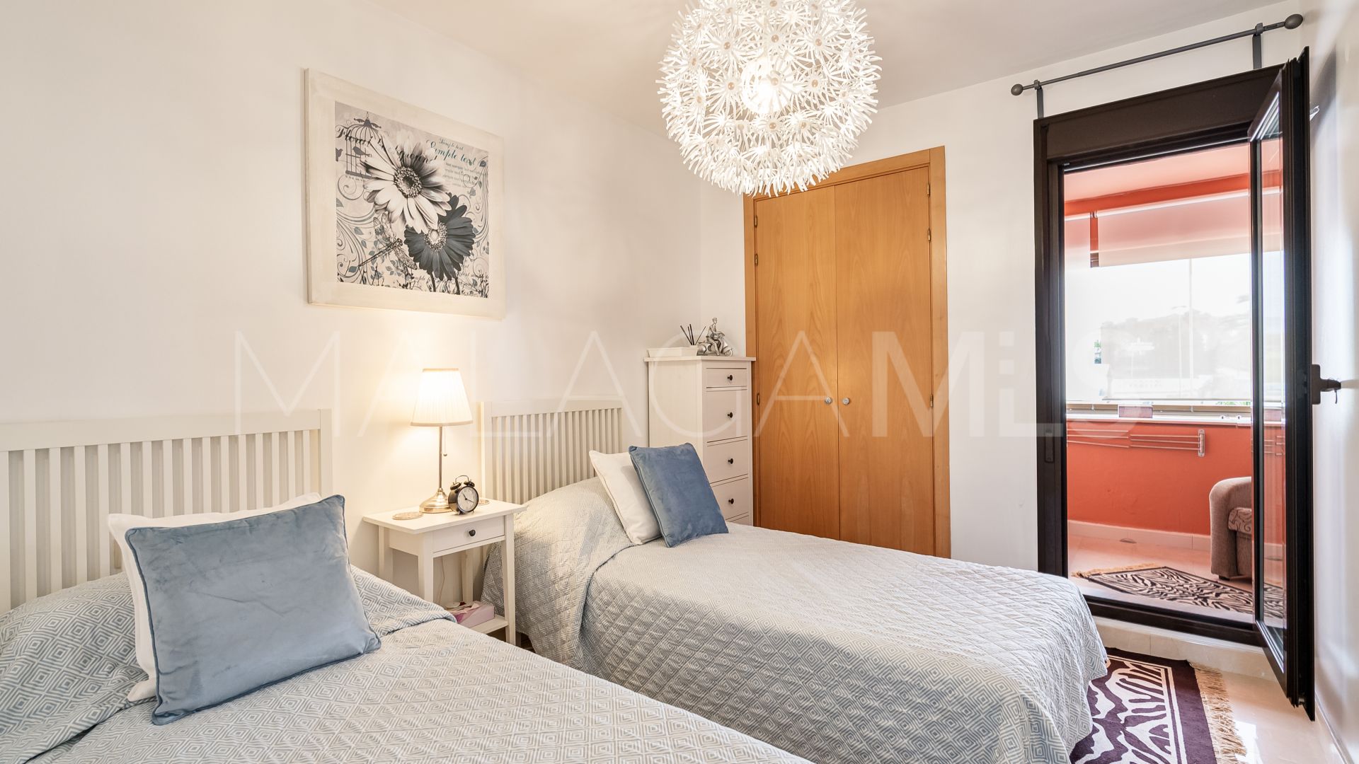 Buy apartamento in Las Salinas with 3 bedrooms