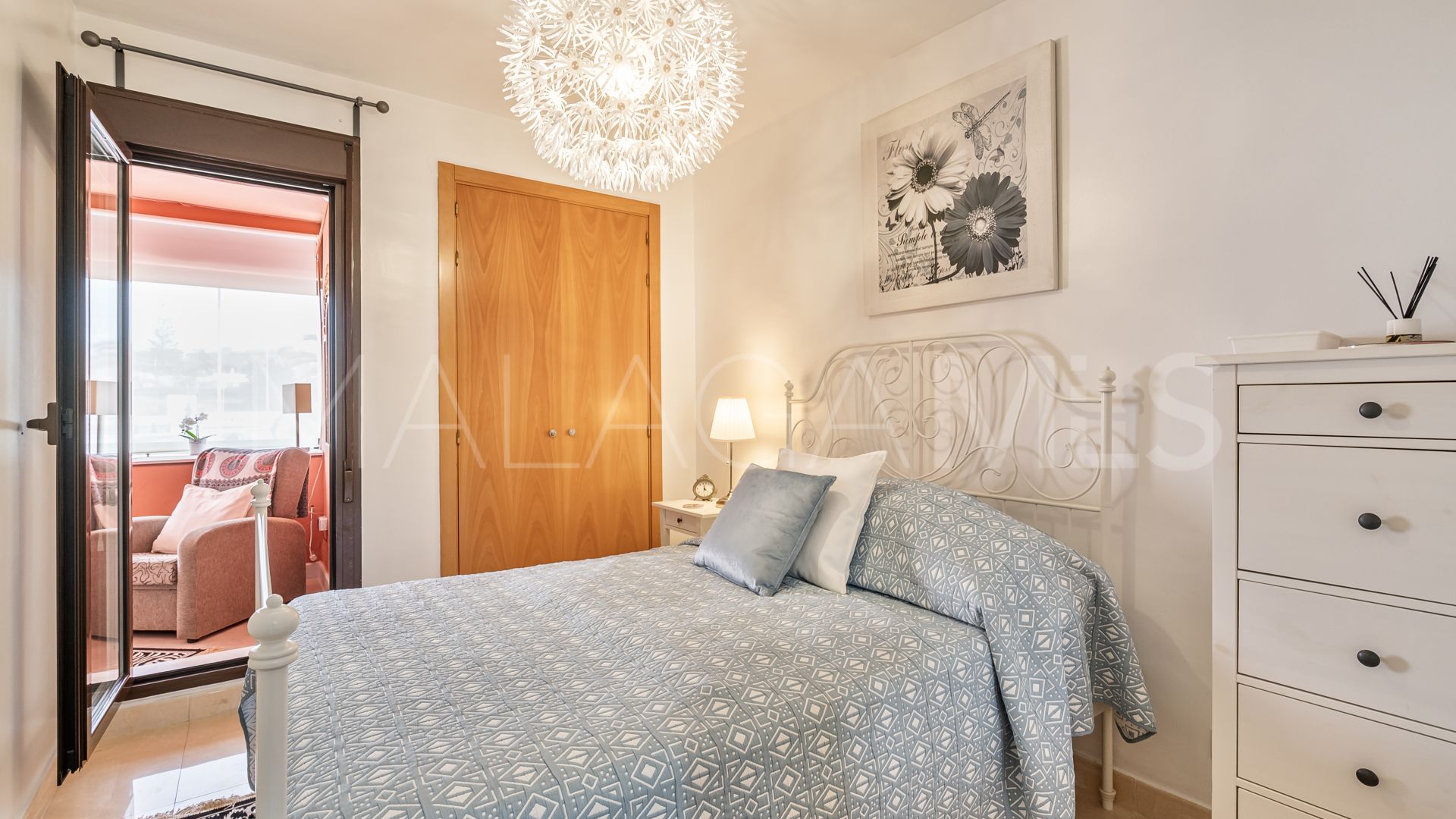Buy apartamento in Las Salinas with 3 bedrooms
