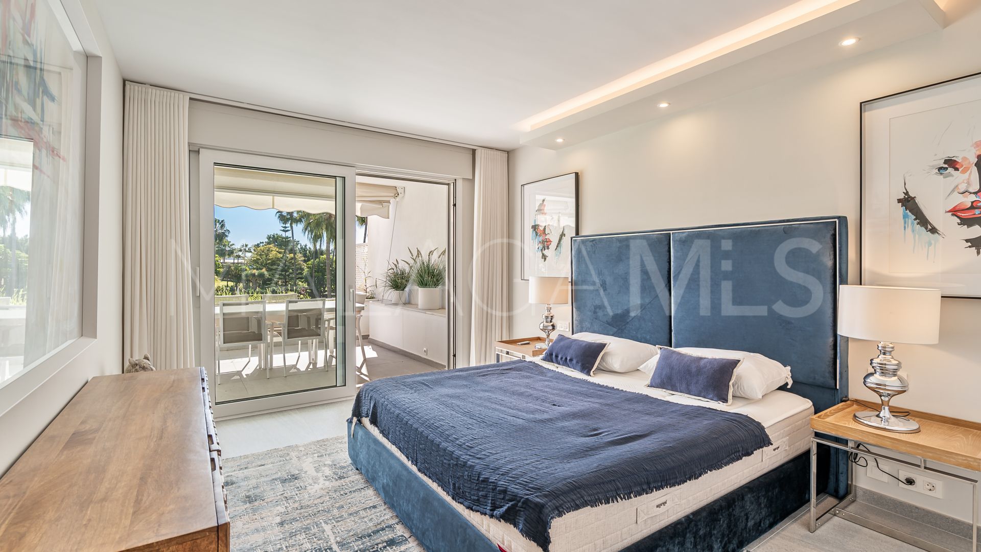 Lägenhet for sale in Nueva Andalucia