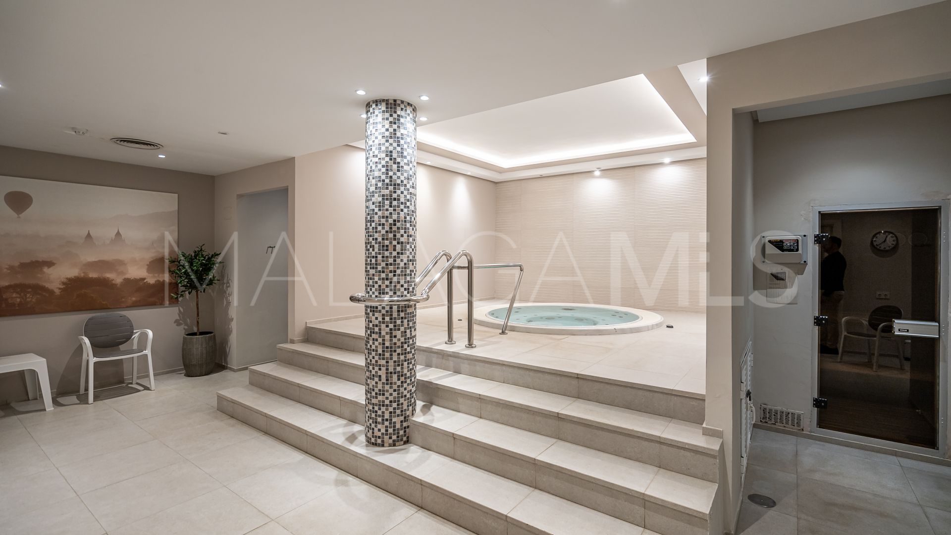 Lägenhet for sale in Nueva Andalucia