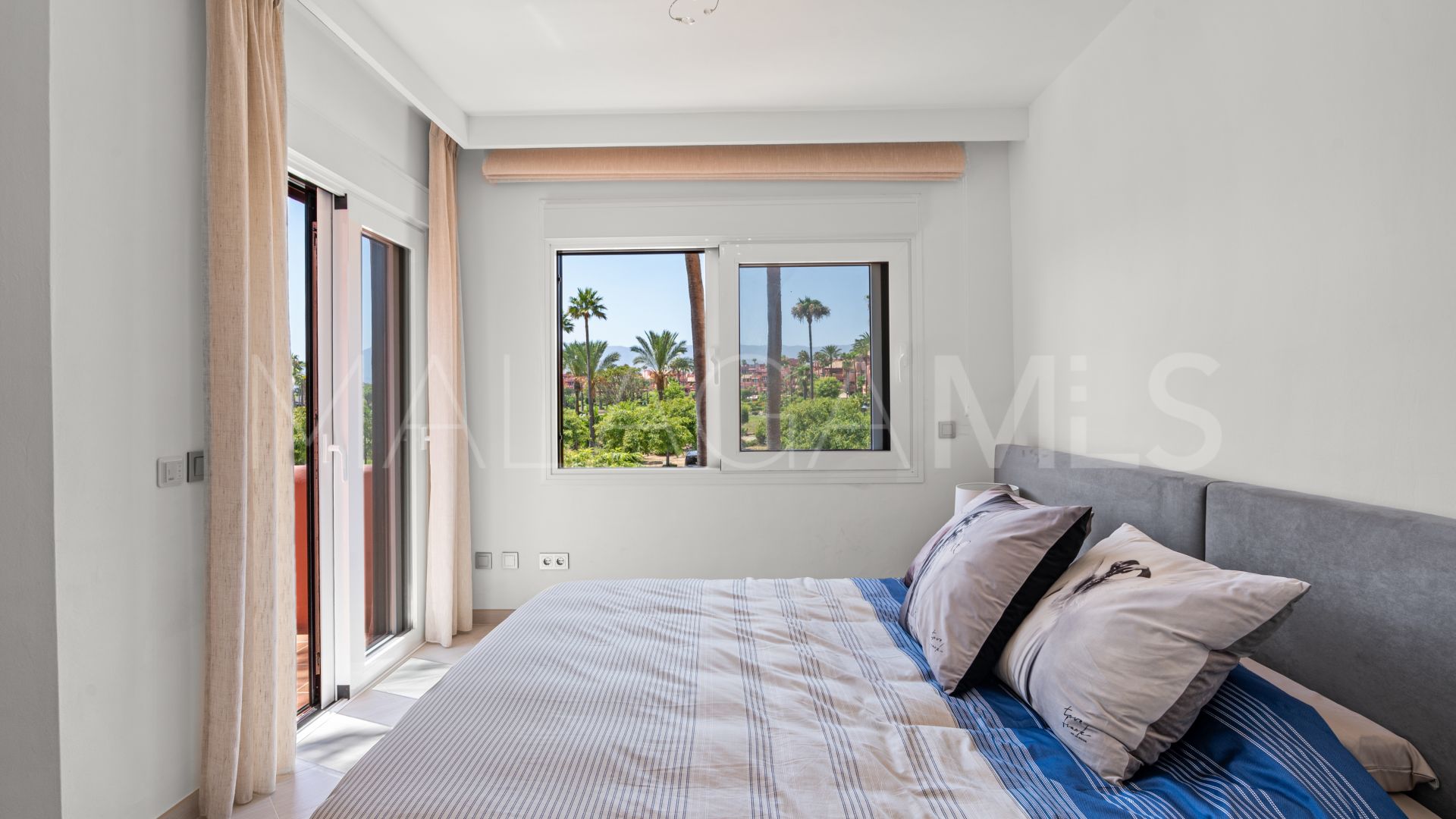 Duplex penthouse for sale in Menara Beach