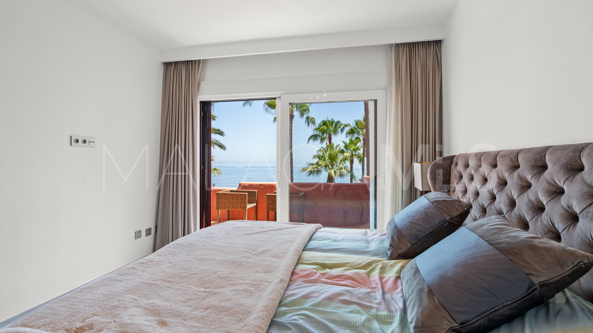 Duplex penthouse for sale in Menara Beach
