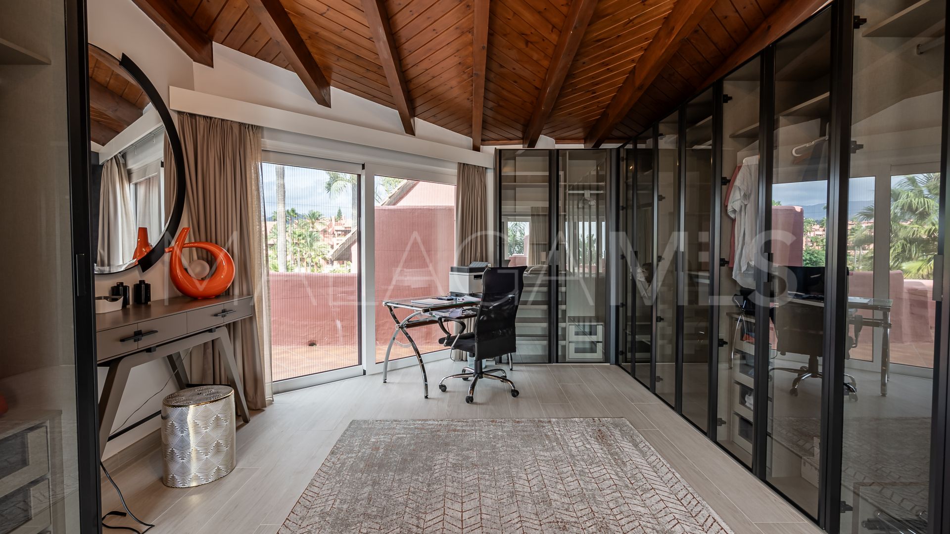 Zweistöckiges penthouse for sale in Menara Beach