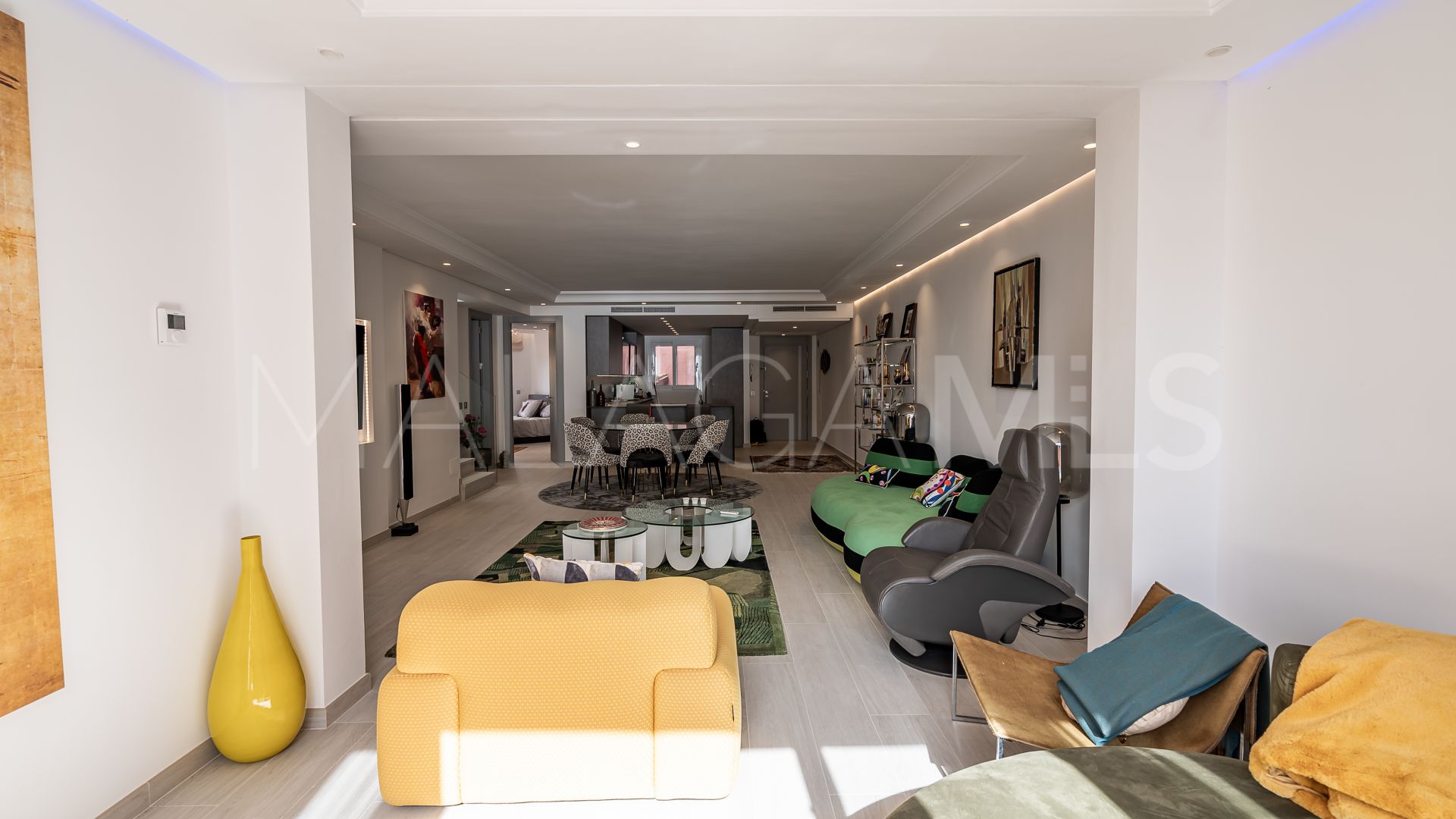 Zweistöckiges penthouse for sale in Menara Beach