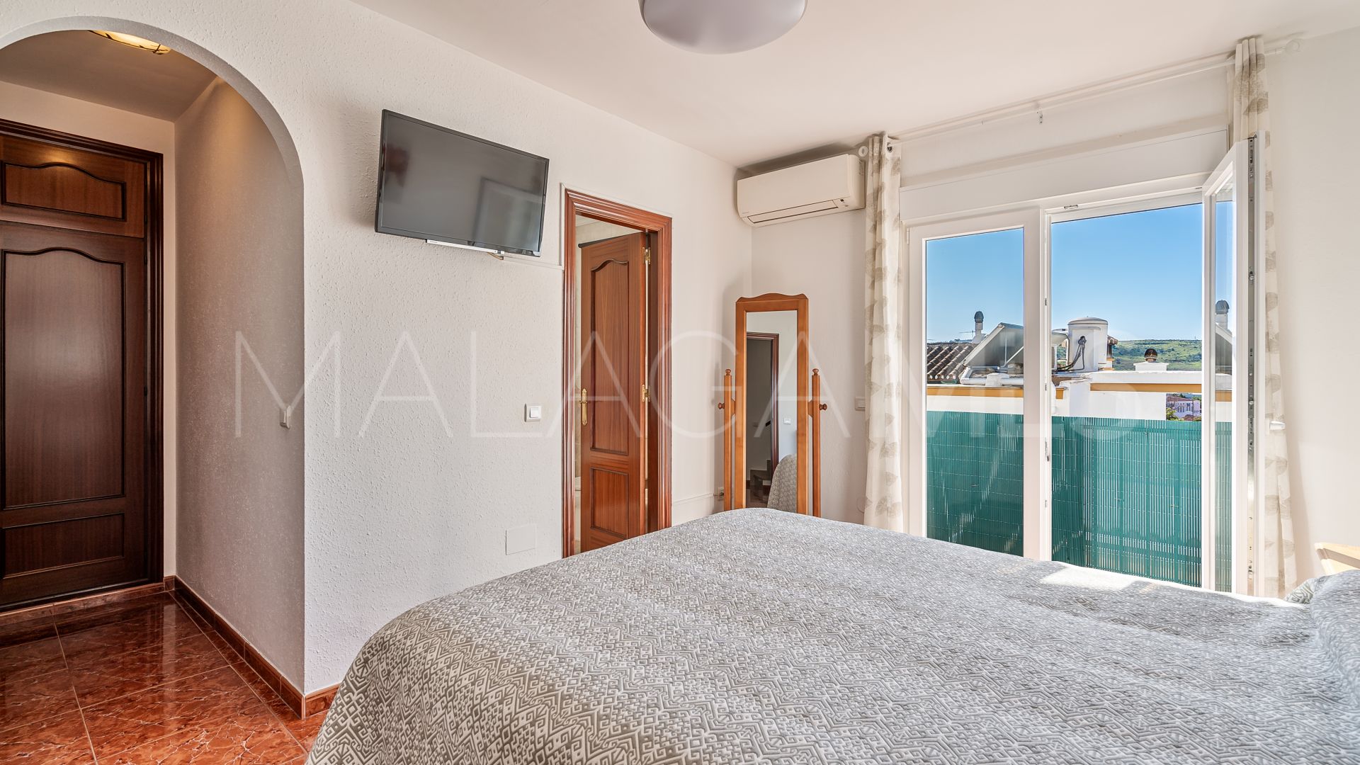 Buy Estepona Town 3 bedrooms town house