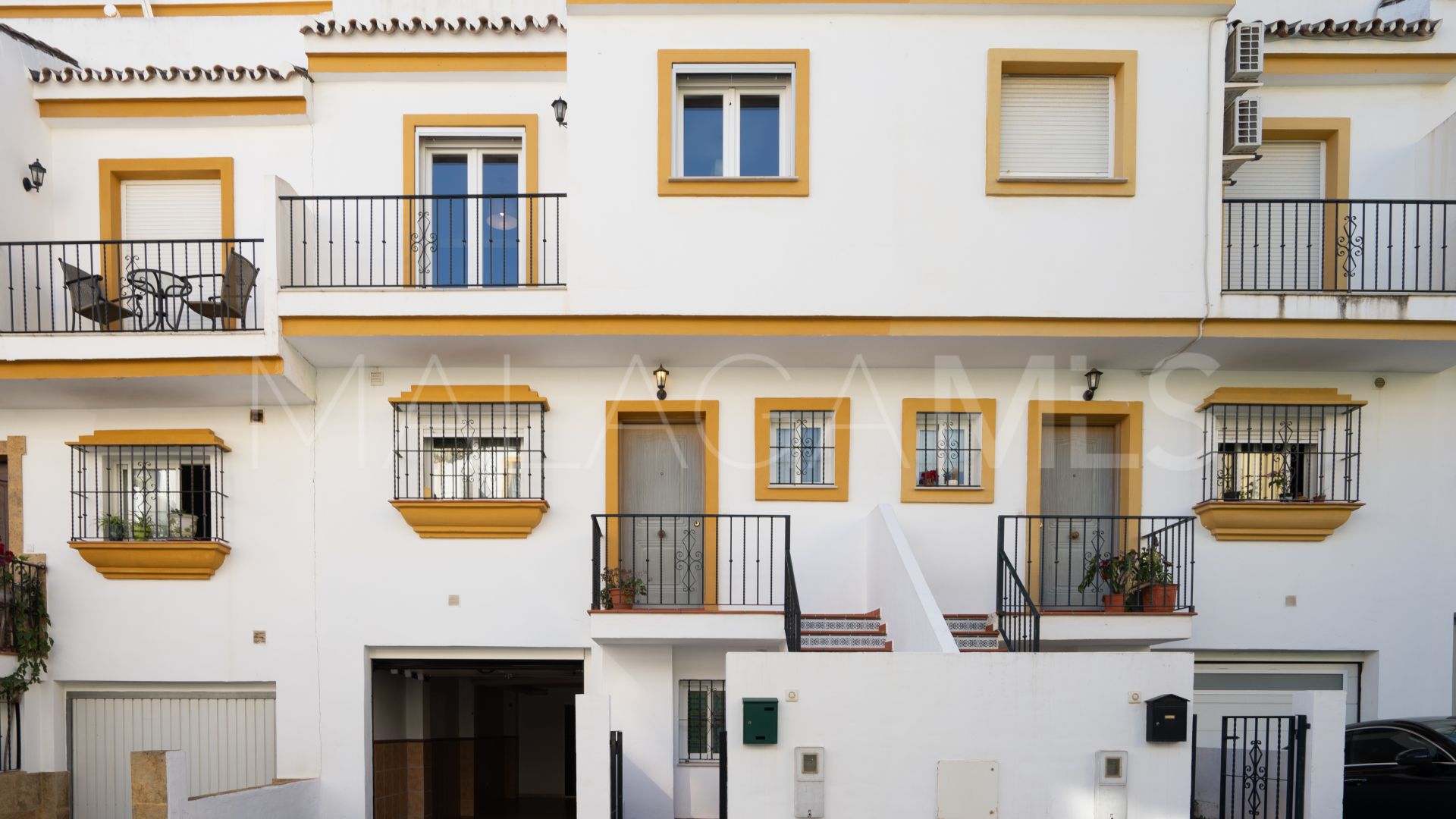 Buy Estepona Town 3 bedrooms town house