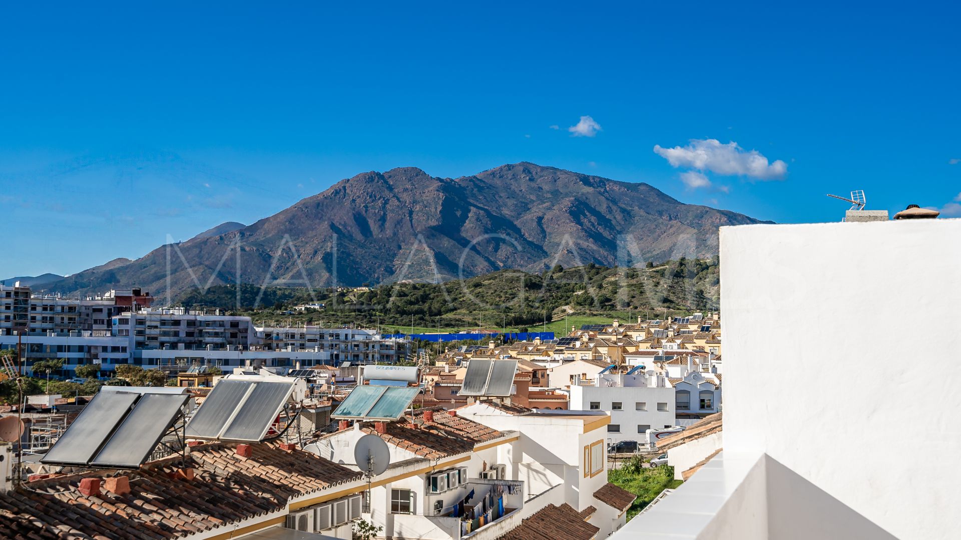 Buy Estepona Town 3 bedrooms town house