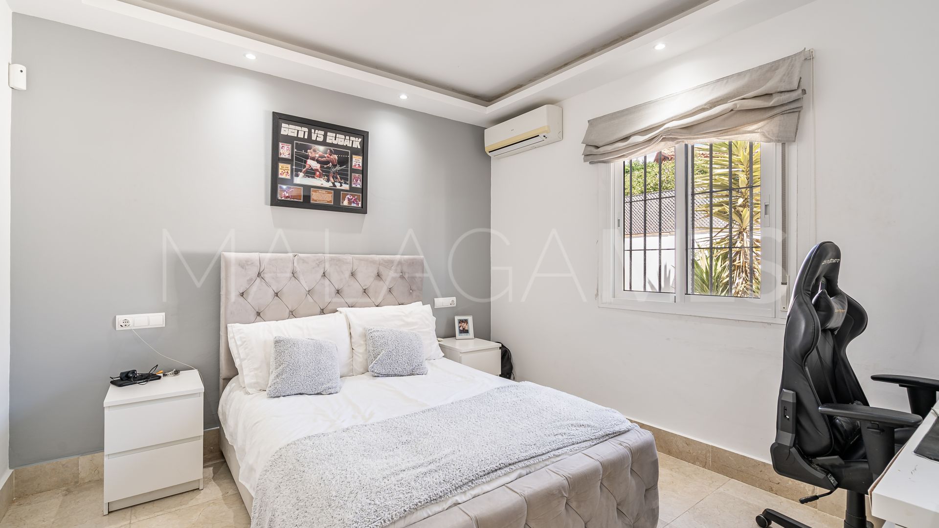 Villa for sale in El Campanario with 5 bedrooms