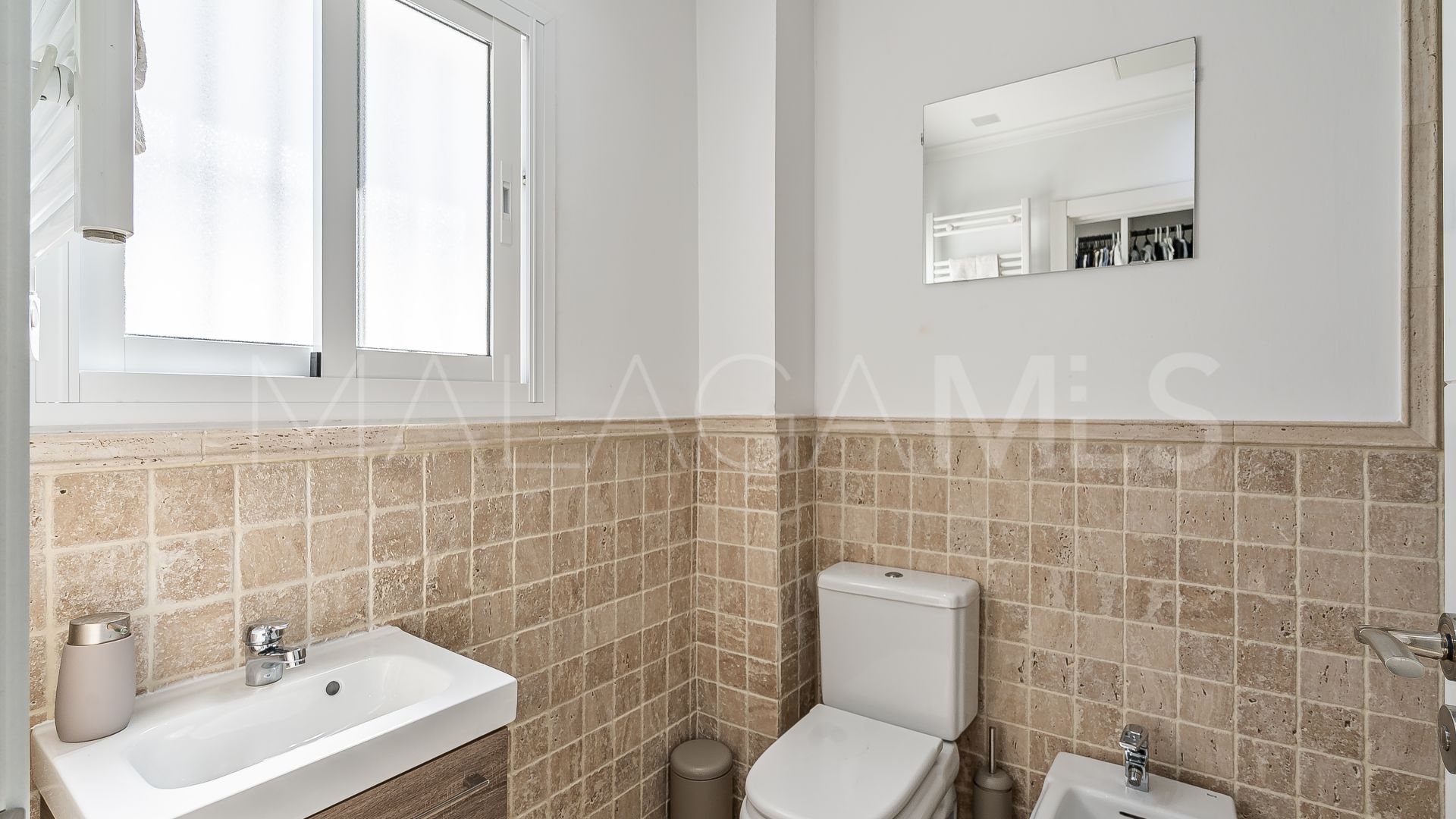 Villa for sale in El Campanario with 5 bedrooms