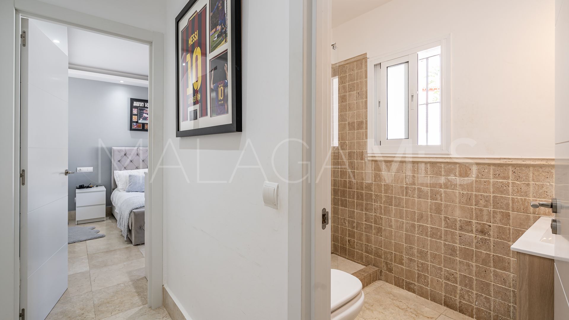 Villa for sale in El Campanario with 5 bedrooms