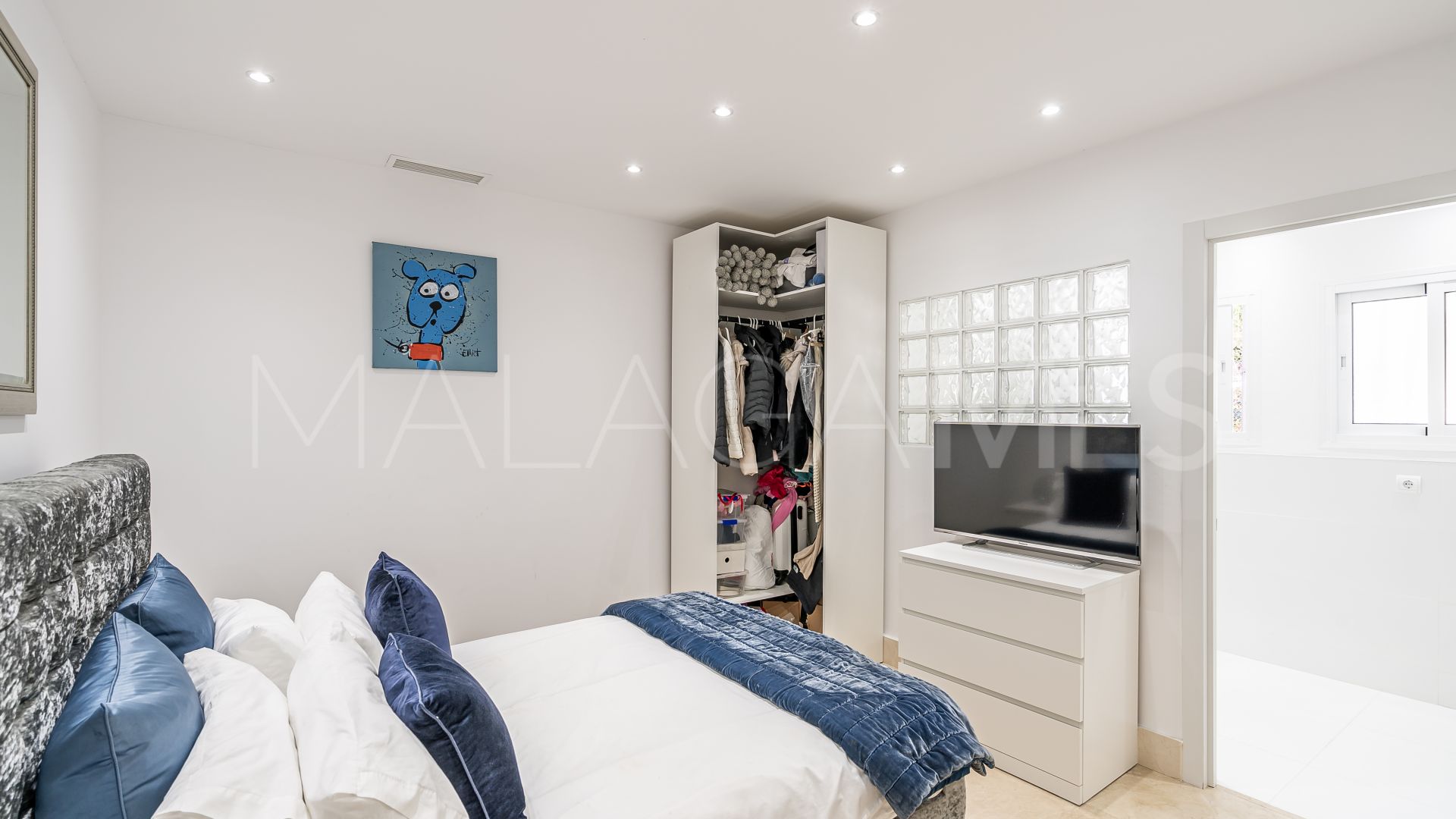 Villa for sale in El Campanario with 5 bedrooms
