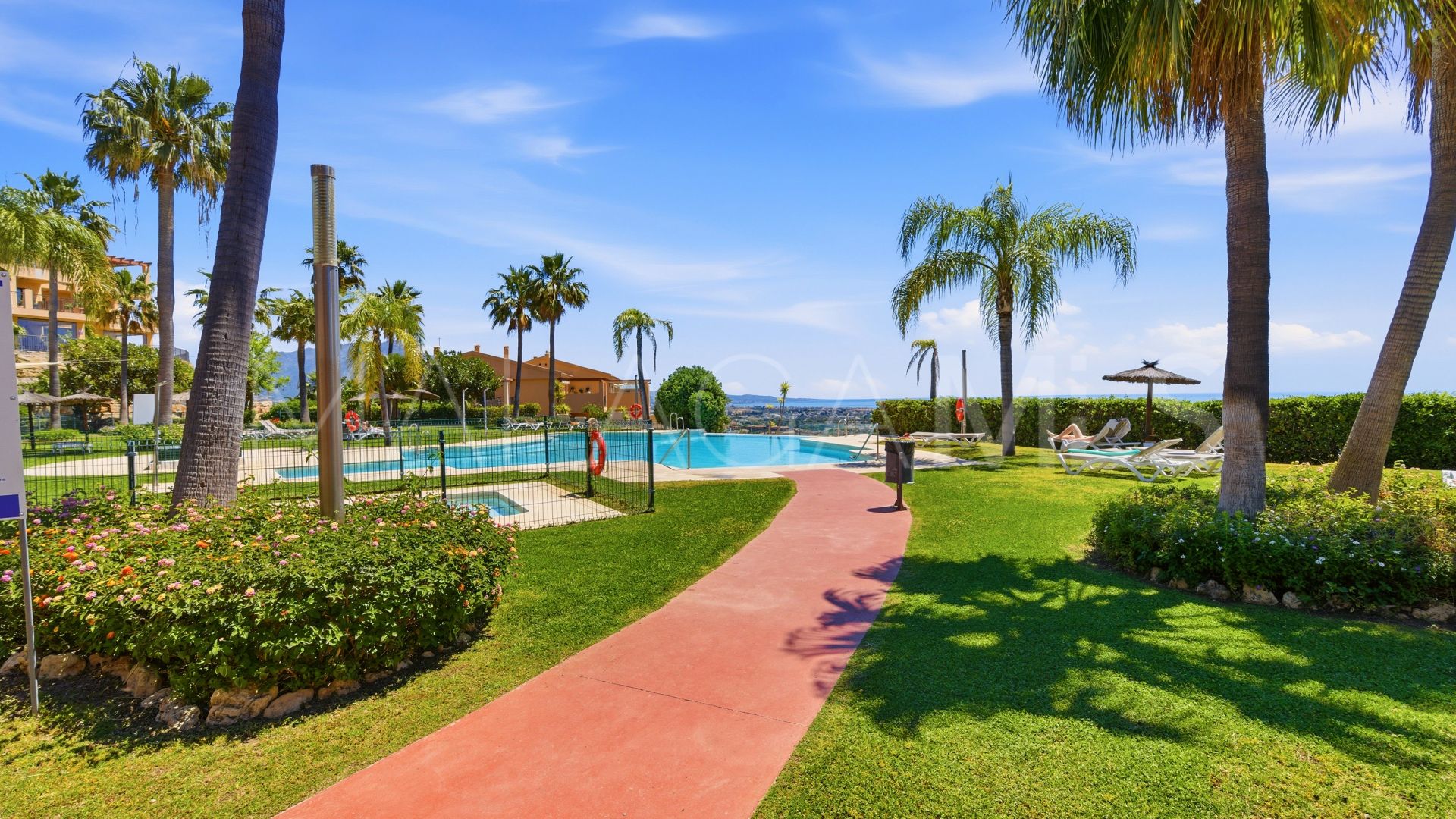 Takvåning for sale in Hacienda del Señorio de Cifuentes
