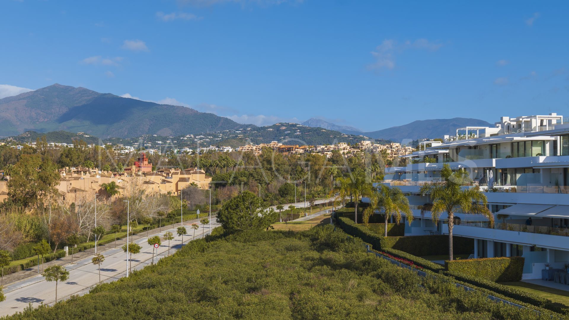 Villa pareada for sale in Atalaya