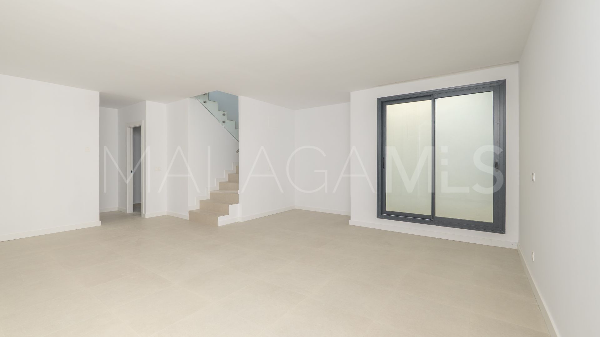 Villa pareada for sale in Atalaya