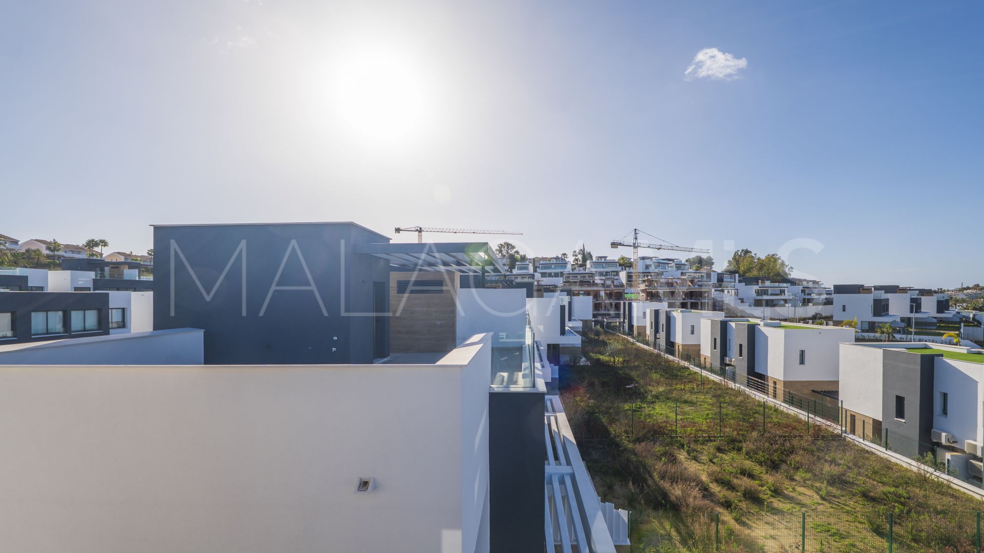 Villa pareada for sale in Atalaya