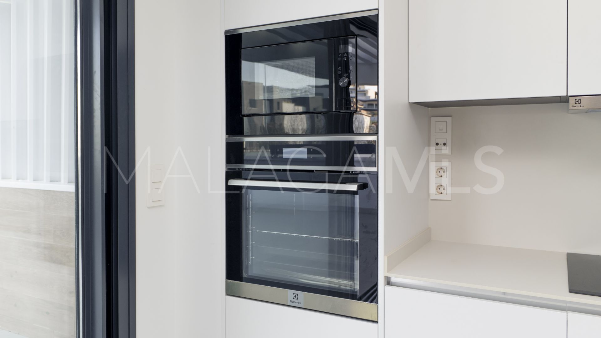 Villa pareada for sale in Atalaya