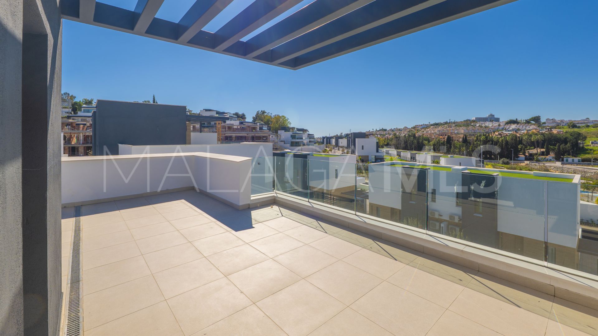 Villa pareada for sale in Atalaya